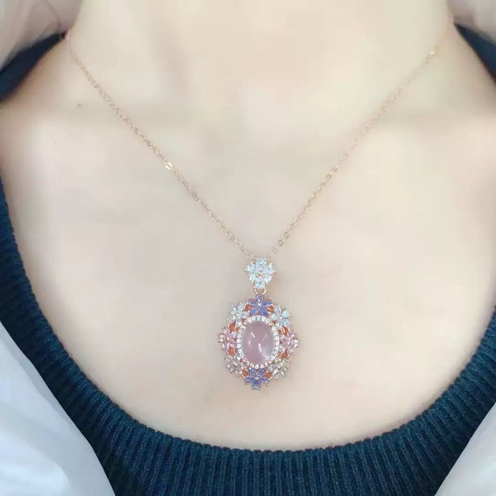 Natural Rose Quartz Sweetheart Floral Halo Pendant — 18k Rose Gold Vermeil